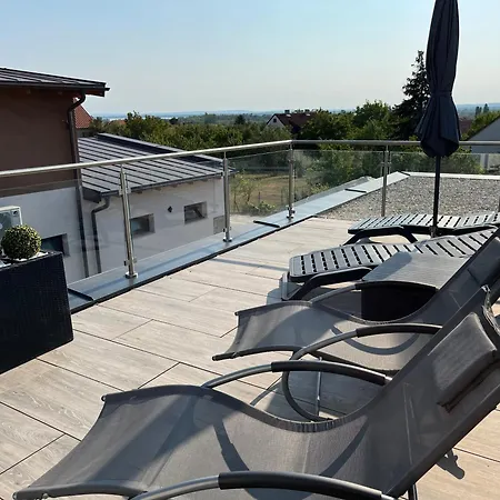 Zita Апартаменты Вонярцвашхедь