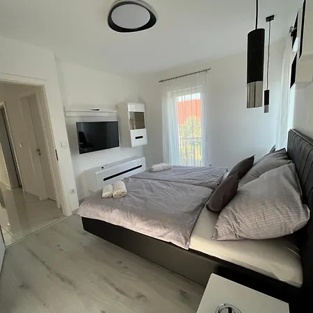 Zita * Вонярцвашхедь