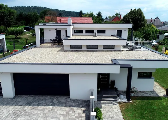 Zita * פוניארצוושהג'